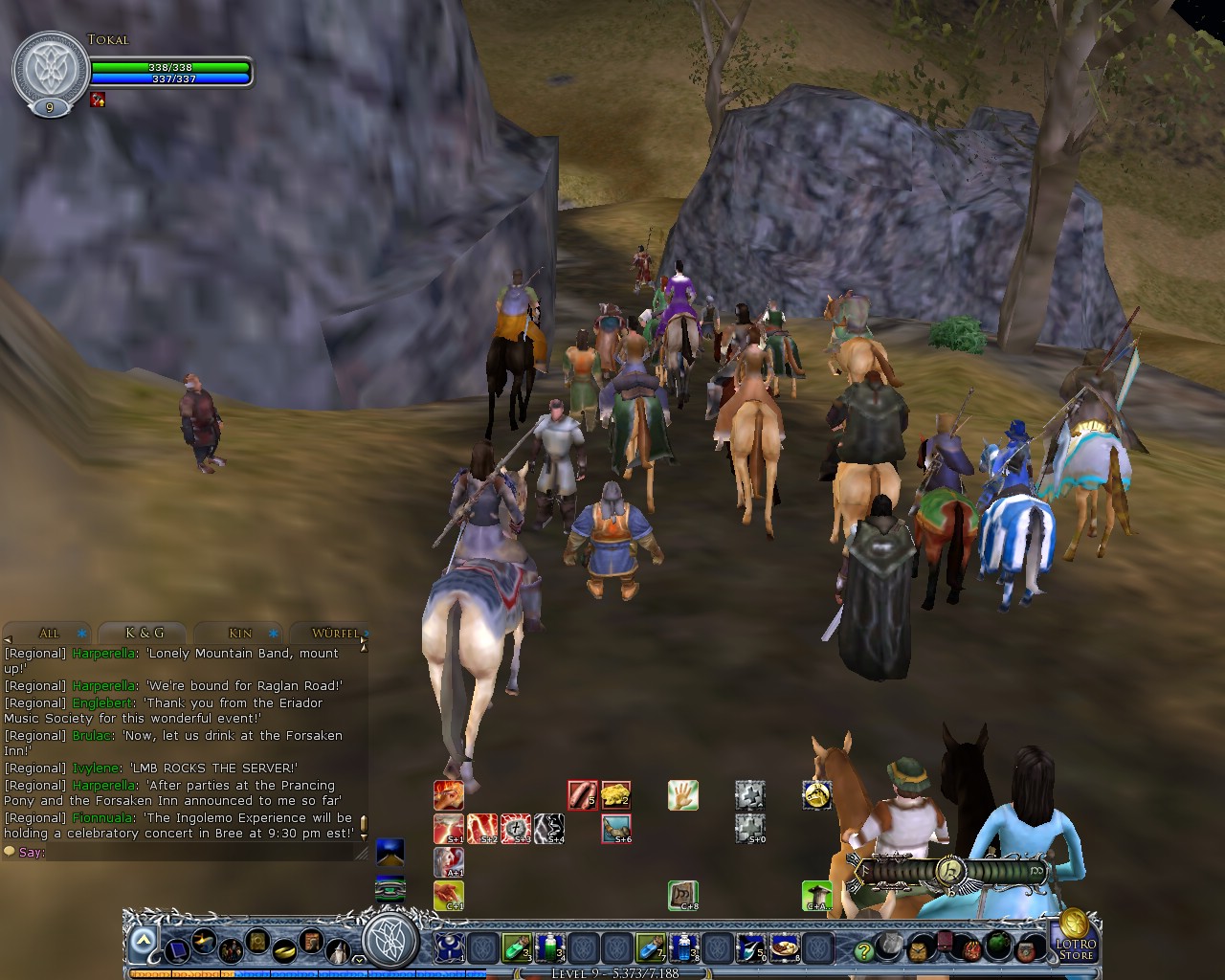Image: The long procession walking from Weathertop to Bree 01